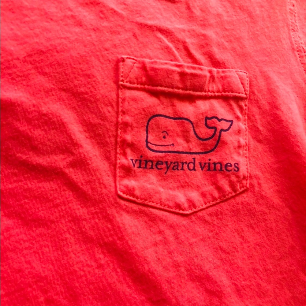 Vineyard Vines t shirt